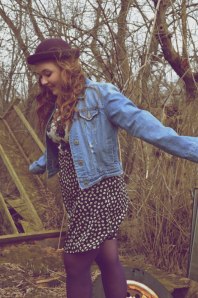 321680_588645494487478_1060853264_n