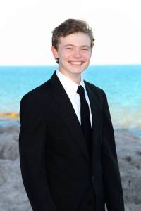 1017361_606667002740369_1738403250_n