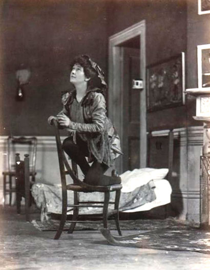 Nina Boucicault playing Peter Pan in 1904