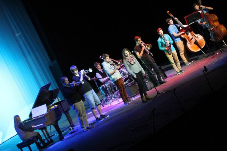 10712504_803066756398151_6540627136143909640_o