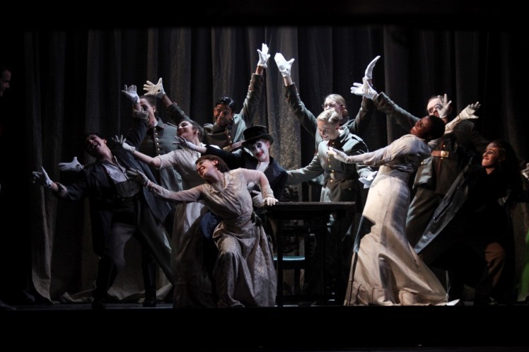 National-Youth-Theatres-Macbeth-at-Ambassadors-Theatre-photo-by-Ellie-Kurttz